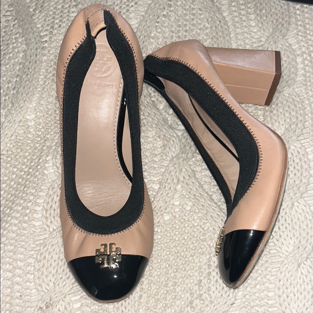 Tory Burch Tan and Black Block Heel Cap Toe Heels